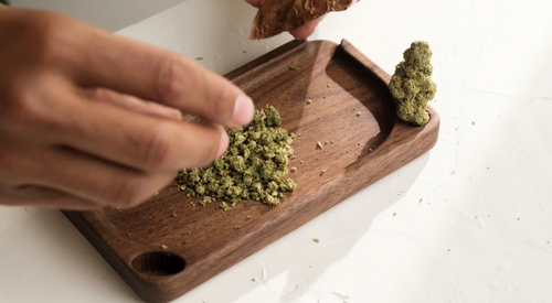 How To Use A Weighing Scale For Cannabis on Vimeo